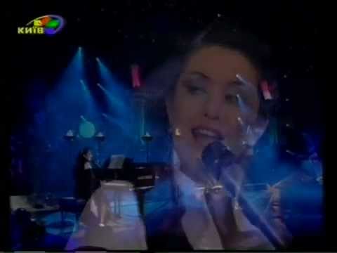 Tamara Gverdtsiteli - The Umbrellas of Cherbourg (2001)