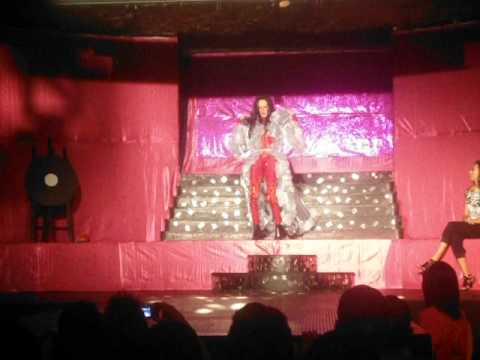 Ávilla Sayber na Danger Dance Club 06.04.12 By: Onyx CarraroH*