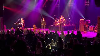 Bachelor Girl Live in Melbourne, Lucky Me, 23/09/23