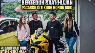 Download lagu BERTEDUH SAAT HUJAN PACARKU DITIKUNG HONDA BRIO!! HUJAN PUN JADI SAKSI CLBK!! Nyeselkan.. mp3