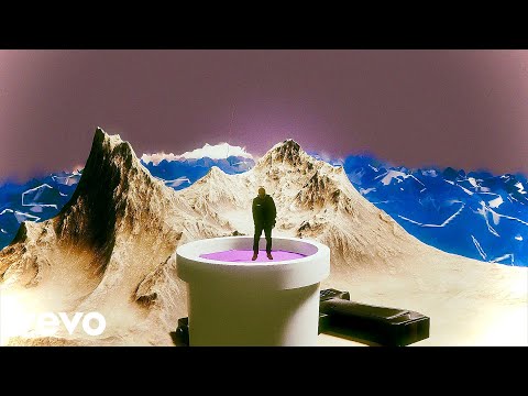 DEREK - Essa Vadia Me Estiga (Official Music Video)
