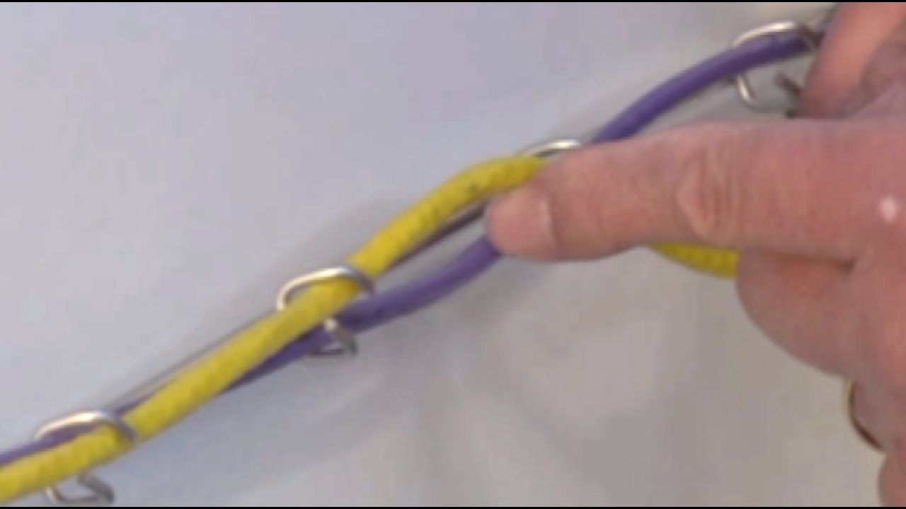 Come caricare i cavi nelle passerelle portacavi con blocco per un singolo cavo Serie 300