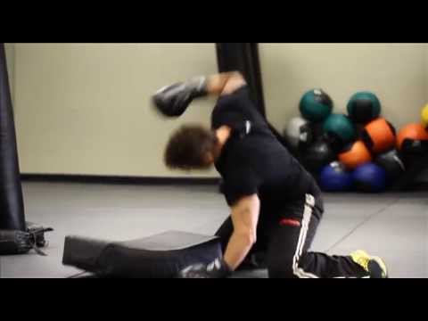 Krav Maga MMA-style Heavy Bag Workout by KMW