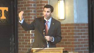 Derek Dooley - Gen. Neyland Statue ceremony - 11.12.10