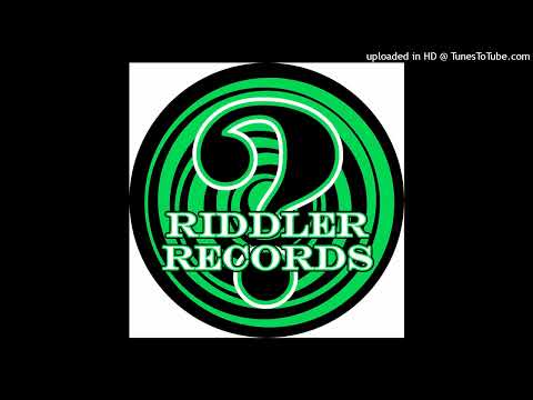 Nina Jayne - Circles (Phonetix Bassline Mix) *4x4 Bassline*