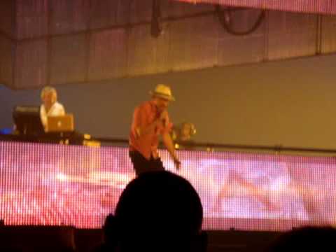 Regi In The Mix 2010 | Regi ft Bart Peeters - AAA Athem (2)