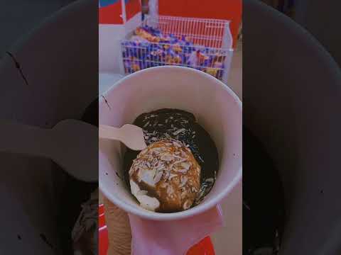 chocolate brownie with icecream #icecream #brownie #browniescake