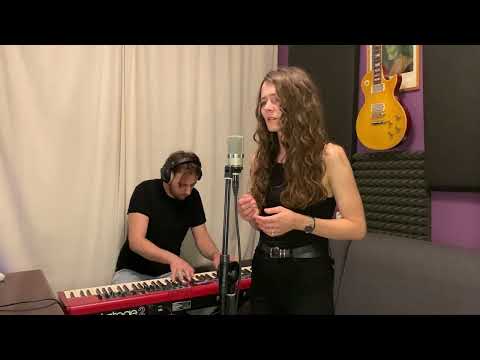 Anna Kamińska & Emil Smardzewski - Writing's On The Wall (Sam Smith cover) [HOME SESSION]
