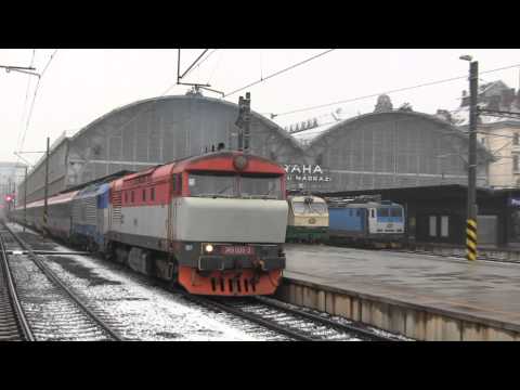 Zamračená 749 006 v čele EC 173 VINDOBONA, 2.12.2014