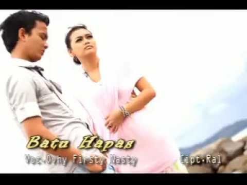 Ovhy Fristy-Batu Hapas (Official Music Video)Tapsel Madina