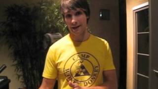 WATCH: Who&#39;s On James Maslow&#39;s Mind When He Sings &quot;Boyfriend&quot;?