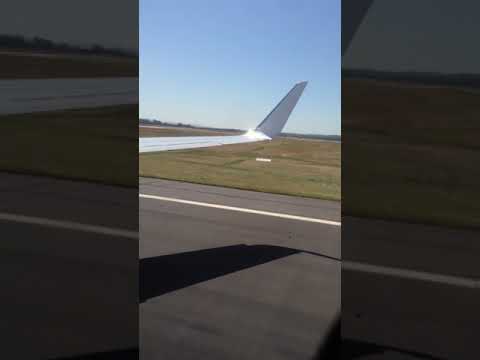 Virgin Australia Boeing 737-800 VH-YFZ VA229 Takeoff from Melbourne