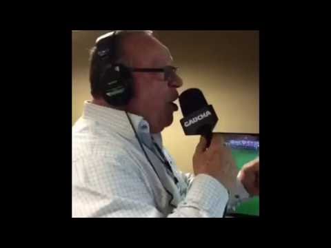 "Termina essa p..."; assista a narração do minuto final de Inter 1x0 Coritiba