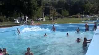 preview picture of video 'Swimming pool with thermal water & WAVES in camping in Baile1 Mai - near Oradea, Romania'