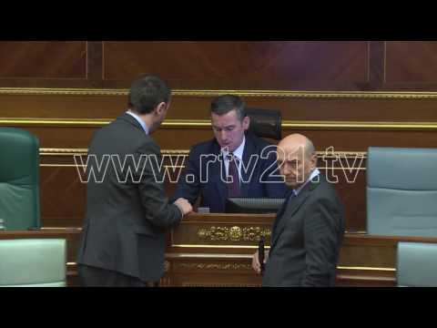 Protestohet kundër fyerjeve të Sami Kurteshit - 30.12.2016