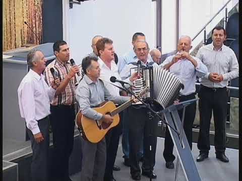 🎹🎸👩‍👩‍👦‍👦 Grup Sangeorz-Bai (2015) - Cand iti intorci privirile spre Domnul...