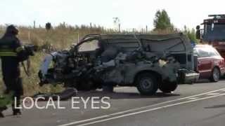 preview picture of video 'Bilist dræbt i busulykke ved Stenlille'