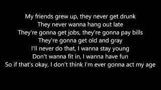 Hoodie Allen - Act My Age (lyrics)