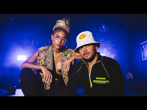 Naomi Cowan - Gunshot (Visualizer) ft. Tommy Cowan, Walshy Fire