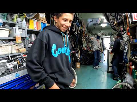 SE BIKES PK RIPPER GETS BUILT BIKE CHECK INSIDE