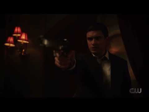 Riverdale 5x12 Young Hiram Mother ask her son stop working with Vito. Young Hiram kills Vito men.