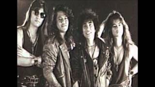 Download lagu Wings : Awang Trasher mp3