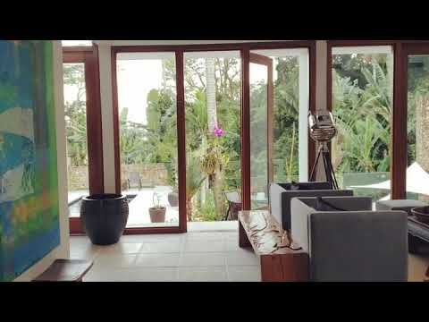 CASA LUXUOSA CERCADA PELA NATUREZA, NO JOÁ, NA ÁREA NOBRE DE SÃO CONRADO - RJ | LUXURY HOUSE IN RIO