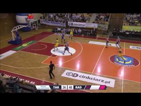 Travis Releford& Jakub Patoka - alley-oop w kontrze!