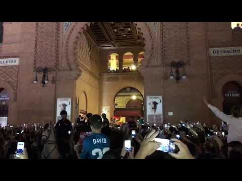 Perera salida a hombros otoño17