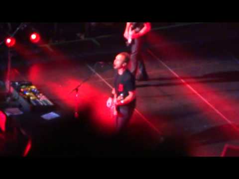 Pearl Jam - Leash - Live at Wells Fargo Center, Philadelphia (1), PA-10/21/13