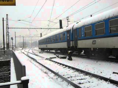 Příjezd vlaku Os 6878 - Ústí nad Labem-západ