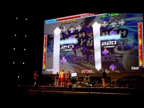 Assembly Summer 2011 Machine Dance competition finals Japee vs Mek (part 1/2)