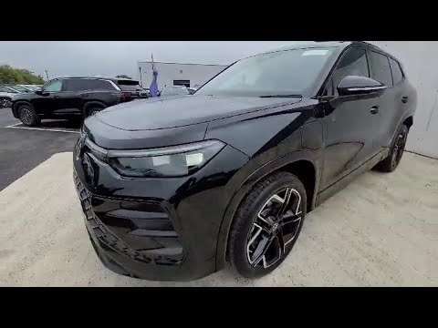 Volkswagen Tayron 1.5 TSI 204PS R-Line Black Editi - Image 2