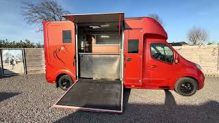 Transport cai Renault Master PAARDENWAGEN | HORSETRUCK | ROELOFSEN | STALLION 5XL de vânzare - Imagine 4 | Autoline MD Transport cai Renault Master PAARDENWAGEN | HORSETRUCK | ROELOFSEN | STALLION 5XL | Imagine 4 - Autoline