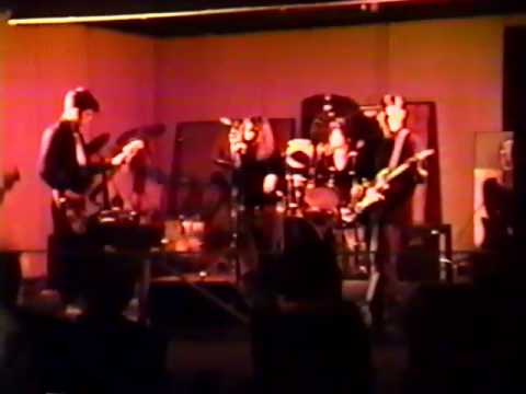 Weave "Smashing Glass"