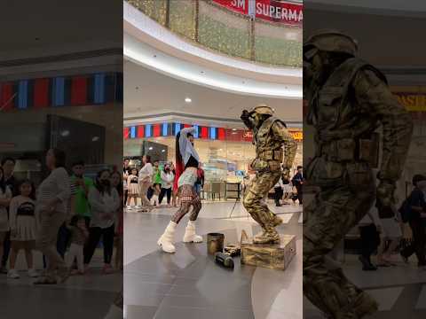 Ella manda, la estatua obedece #girlpowerdance #dance