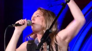 Lissie - River - live (Joni Mitchell cover)