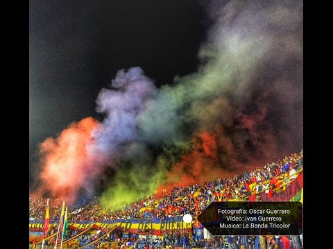 "Recibimiento de la Banda Tricolor al Deportivo Pasto VS Atlético HD (Nacional 28 Mayo 2016 )" Barra: La Banda Tricolor &bull; Club: Deportivo Pasto