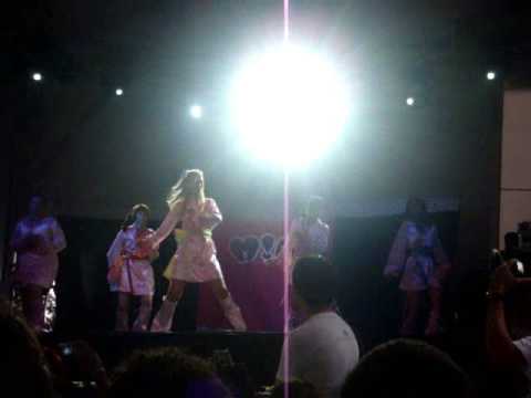 Momusu! Project PARTE 05 - Sábado - Anime Dreams 2009