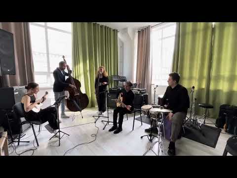 Amelie Orchestra - Je Veux (Zaz cover)