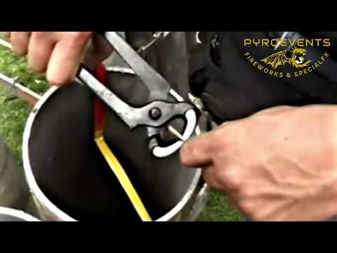 Opbouw van een vuurwerkshow door Pyroevents Firworks & SpecialFX