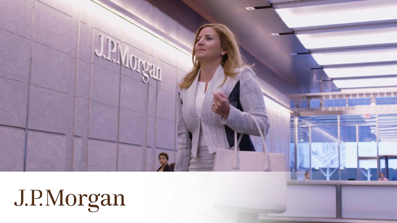 Day in the Life of a Corporate Banker | J.P. Morgan