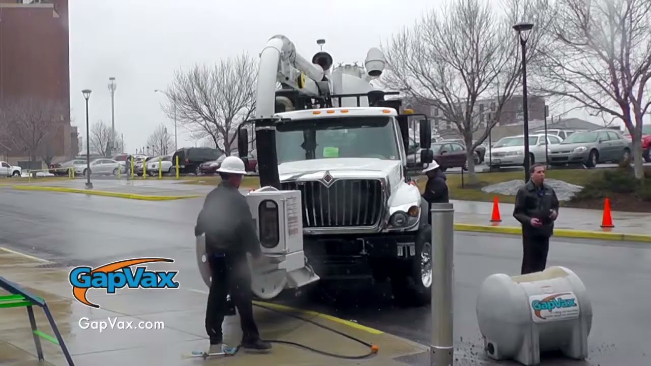 GapVax combination sewer cleaning unit offers full wireless control of all body functions