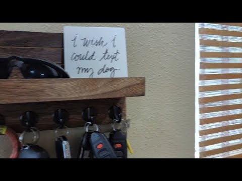 Small Wall Key Holder