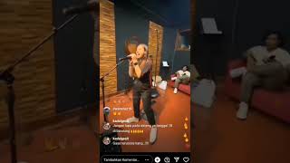 Download lagu aiu garasi scream mp3