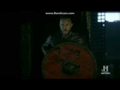 Vikings S02E07 - Blood Eagle - Ragnar and Torstein drunk target practice...LOL