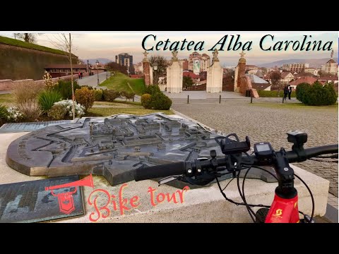 Cetatea Alba Carolina Bike Tour/Bike tour at Alba Iulia Fortress, 骑自行车游览要塞 Alba Carolina, Romania 4k