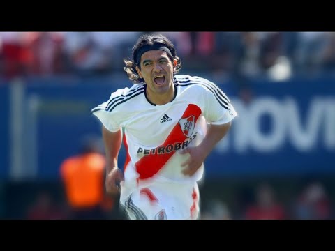 EL DÍA QUE ORTEGA BAILÓ AL BOCA DE RUSSO (2007)