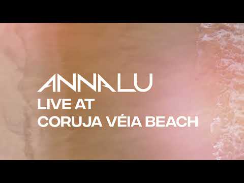 ANNALU Live at @ Coruja Véia Beach, Rio de Janeiro.