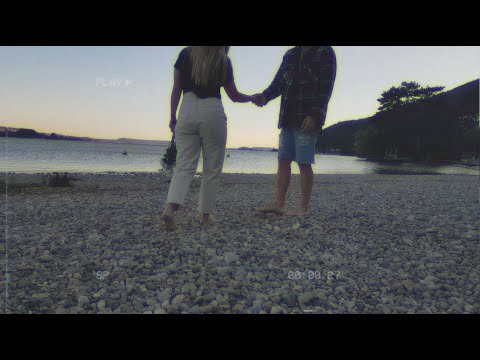 Caroline Alves - Blank Page (Music Video)